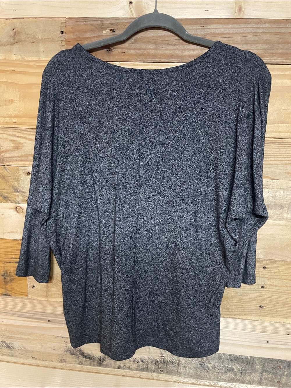 Banana Republic size XS Charcoal Color Relaxed Scoop Neck 3/4 Sleeve Soft Shirt - Picture 5 of 6